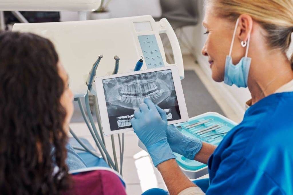 How Oral Surgeons Evaluate Jawbone Health